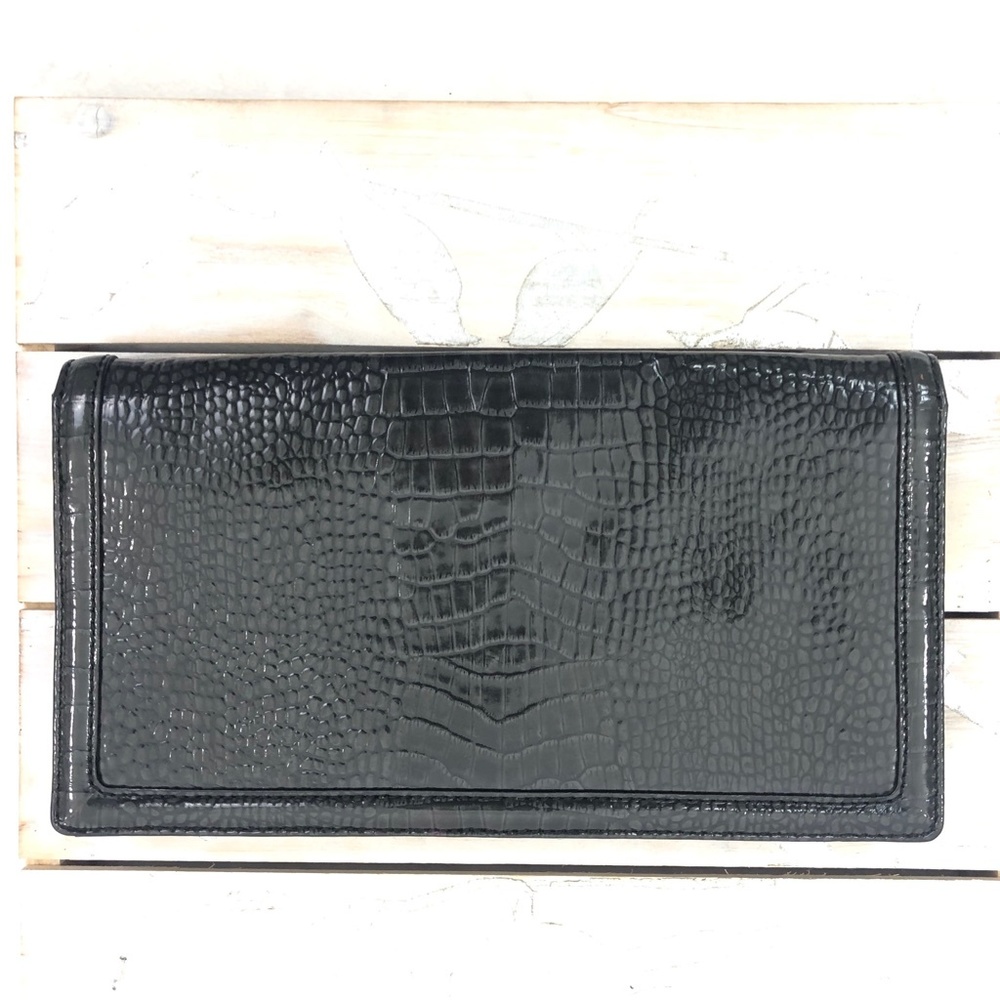 Banana Republic Lg Patent Croc Embossed Clutch - Picture 1 of 8